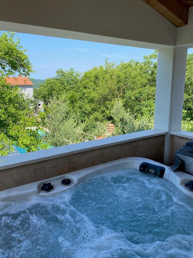 Wellness House Oliva With Heated Salt Water Pool, Sauna & Jakuzzi Labin  Exteriér fotografie